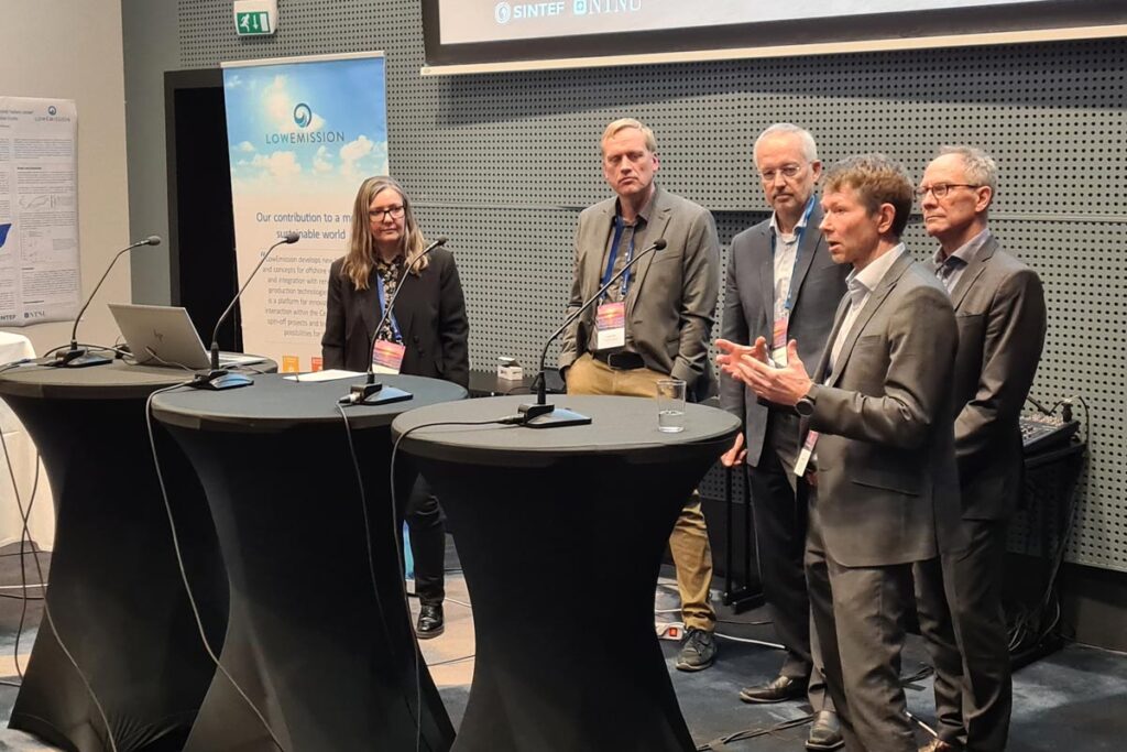 Participants in the second panel debate were Jill Leikvoll (Aker Solutions), Lennart Näs (Siemens Energy), Asmund Maeland (ABB), Gunnar Lille (OG21), and Kristian Skavang (Aibel).
