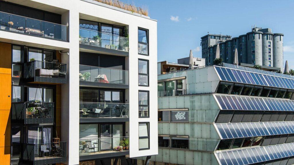 Appartment buildings in Oslo with solar panels.