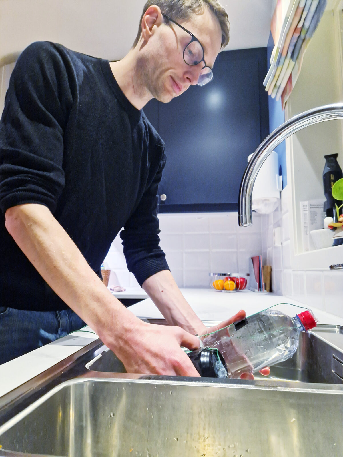 Kristian Solheim Thinn in his kitchen. 